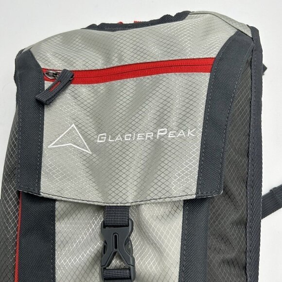 Glacier Peak Hydration Pack Backpack Slightly Used W/Bladder Gray Red - Picture 2 of 8